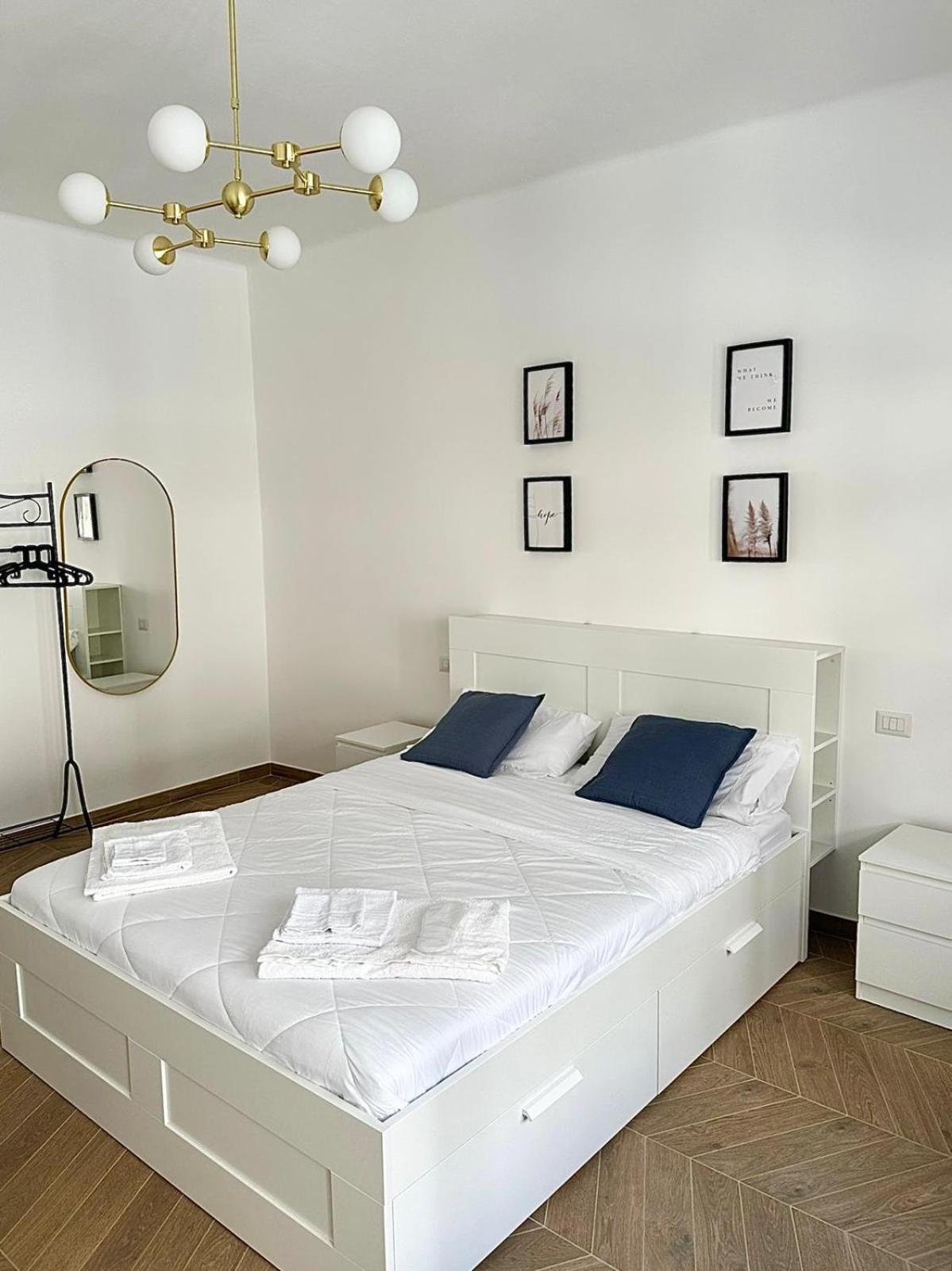 Suite Dante 262 Bari Exterior foto