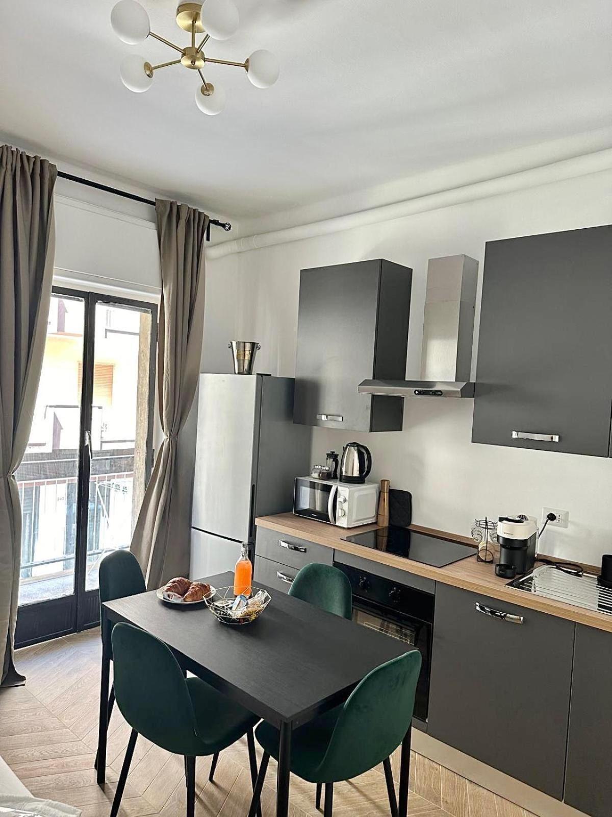 Suite Dante 262 Bari Exterior foto
